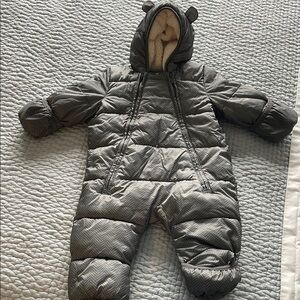 GAP Gray Puffer 6-12 months Jacket